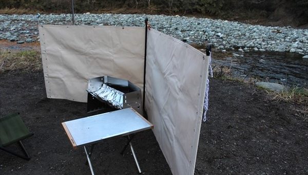 自作キャンプアイテム　陣幕